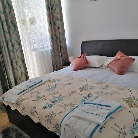 מלון Orşova Casa Gabi'S מראה חיצוני תמונה