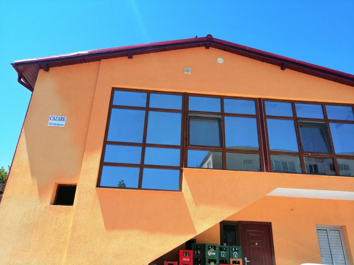 מלון Orşova Casa Gabi'S מראה חיצוני תמונה